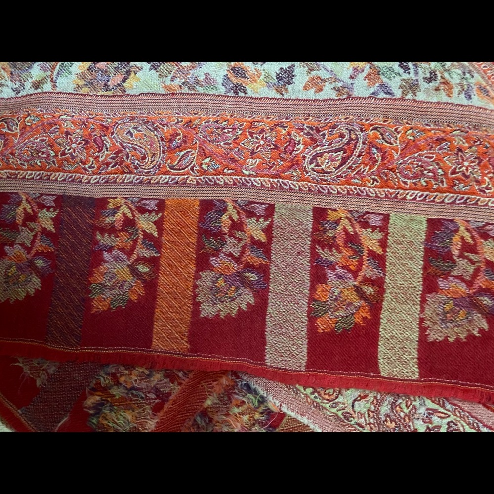 Wool shawl